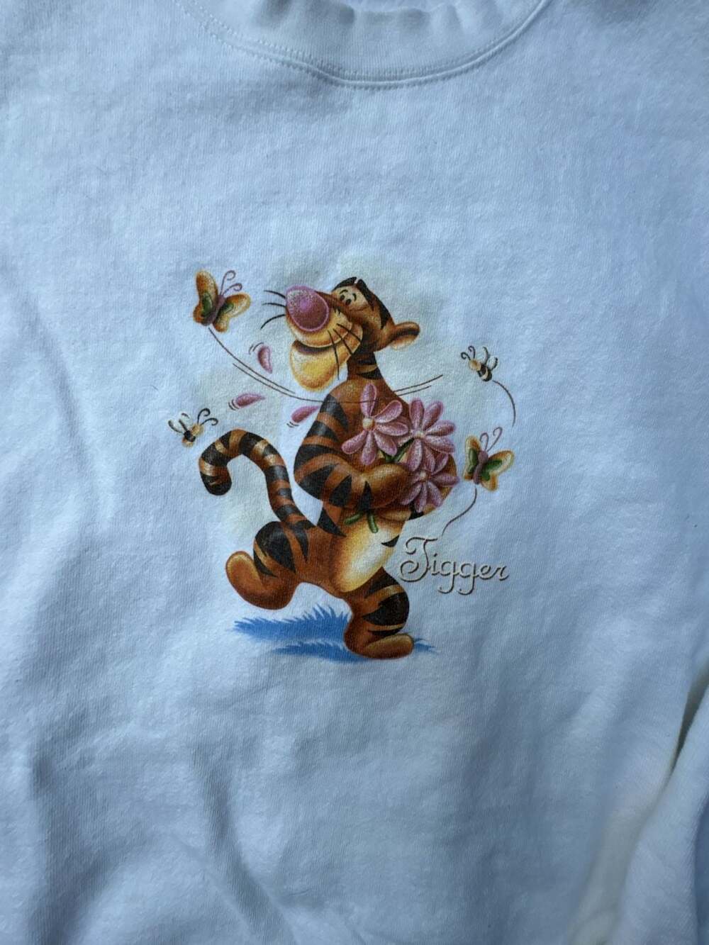 Vintage 90s Disney Catalog Tigger Floral Graphic Sweatshirt White Made in USA